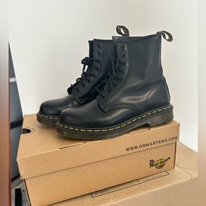 Dr Marten 1460 W Smooth Leather Boot